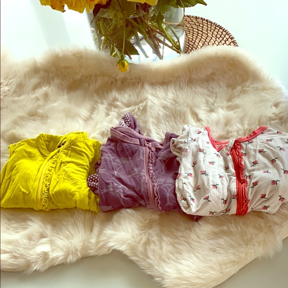 Set of 3 kicker Pants pajamas 9-12 months